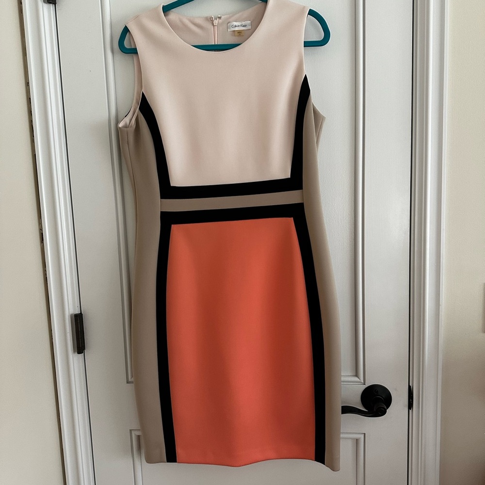 Calvin Klein Cream and Black Sleeveless Sheath Midi Dress